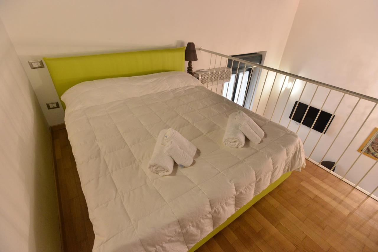 Izzhome City Center Cozy カリアリ エクステリア 写真
